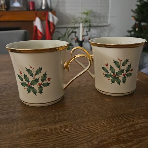Lenox Holiday & Berry Gold cups - Picture 3 of 3
